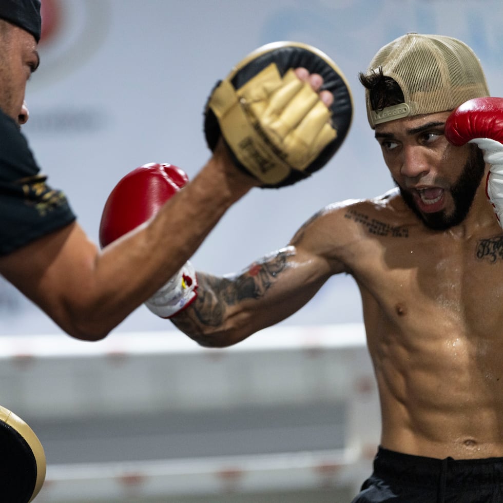 Oscar Collazo se preparaba para su octava defensa titular.