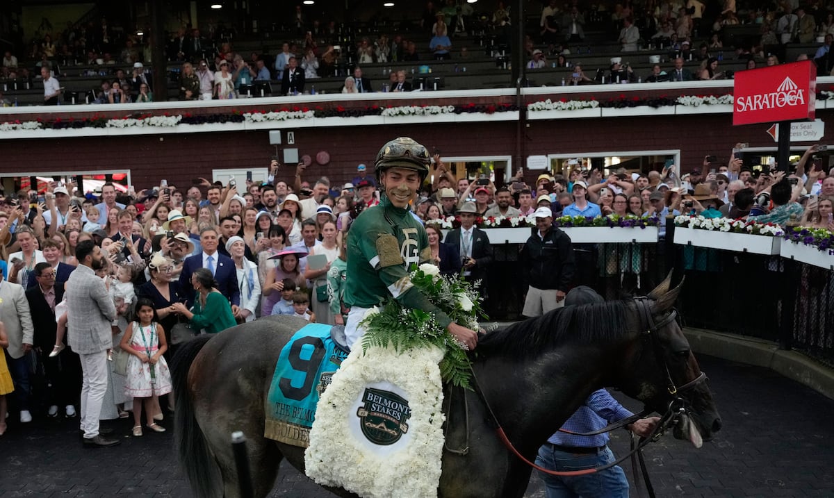 José Luis Ortiz supera a su hermano Irad en estadística de dinero producido en hipismo