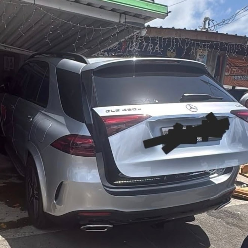 El accidente ocurrió en la tarde del domingo y cobró la vida de una mujer.