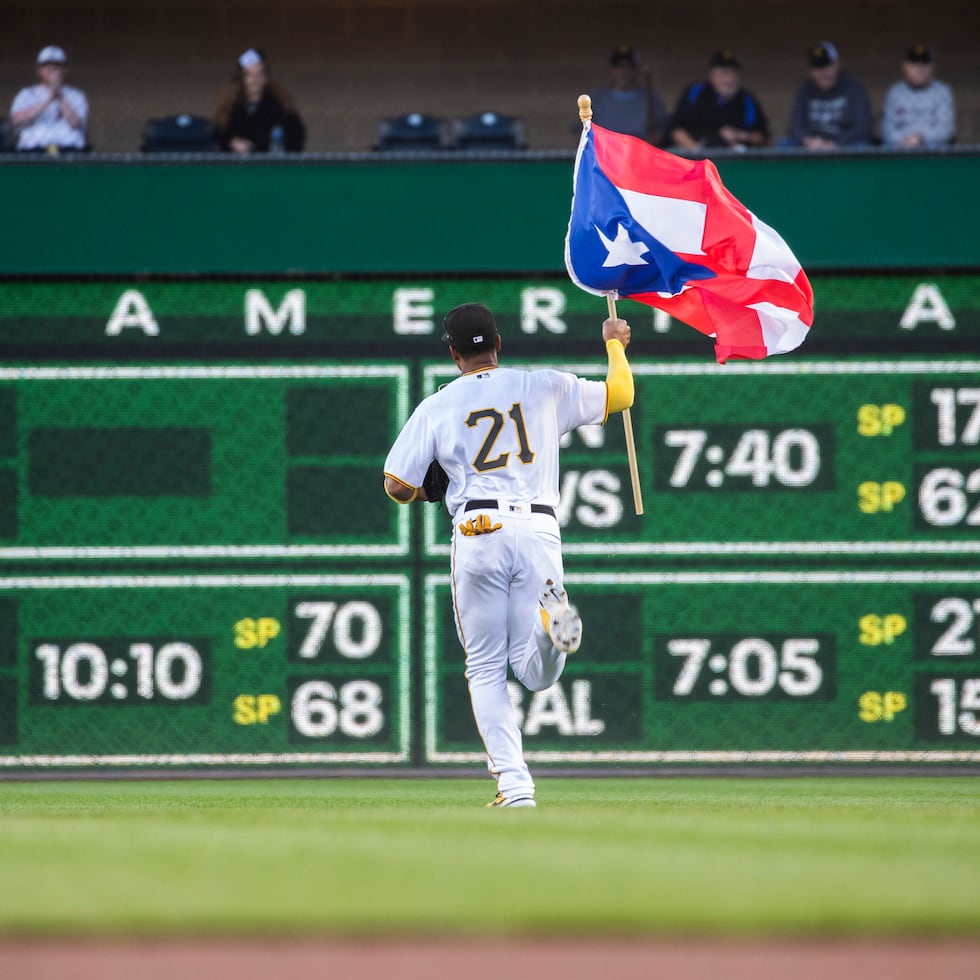 Each of the 15 ballparks where games will be played will feature bases bearing the Roberto Clemente Day logo, MLB reported.
