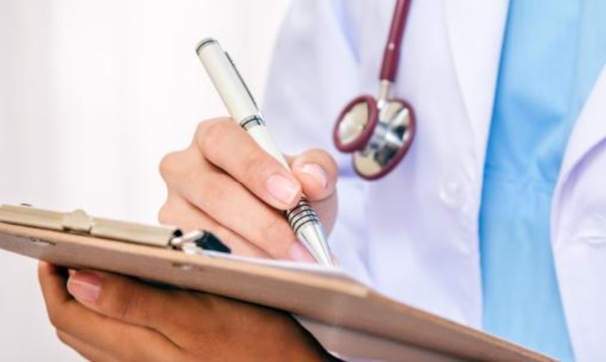 Cámara de Representantes avala legislación para promover la retención de médicos en Puerto Rico