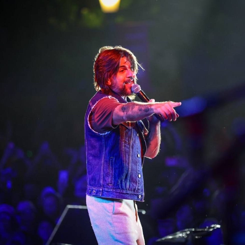 El intérprete de estuvo a cargo del cierre en la Plaza del Quinto Centenario.