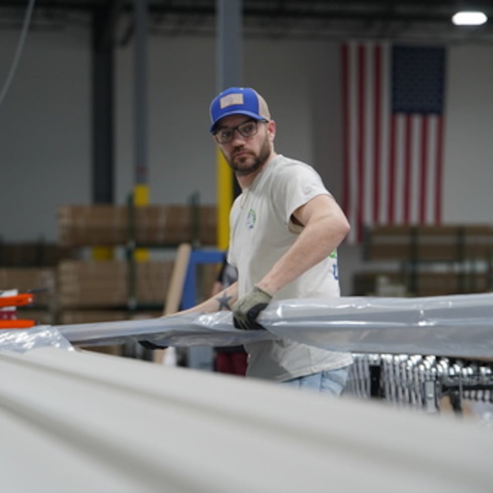 El gobierno ha impuesto aranceles del 10% a bienes fabricados en el extranjero en virtud de la Sección 122 de la Ley de Comercio de 1974, pero estos vencen después de 150 días, el 24 de julio.