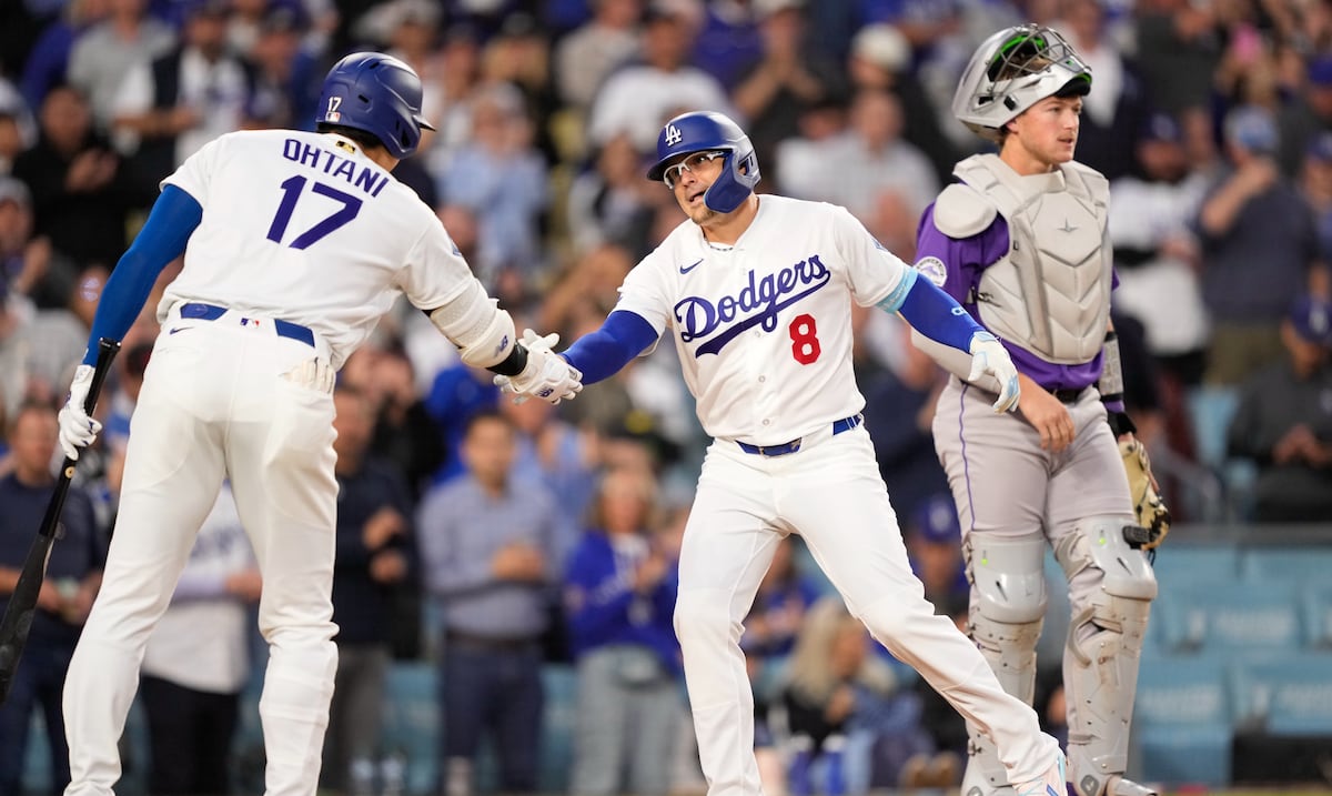 Kike Hernández jonronea y se lesionada en la victoria de los Dodgers