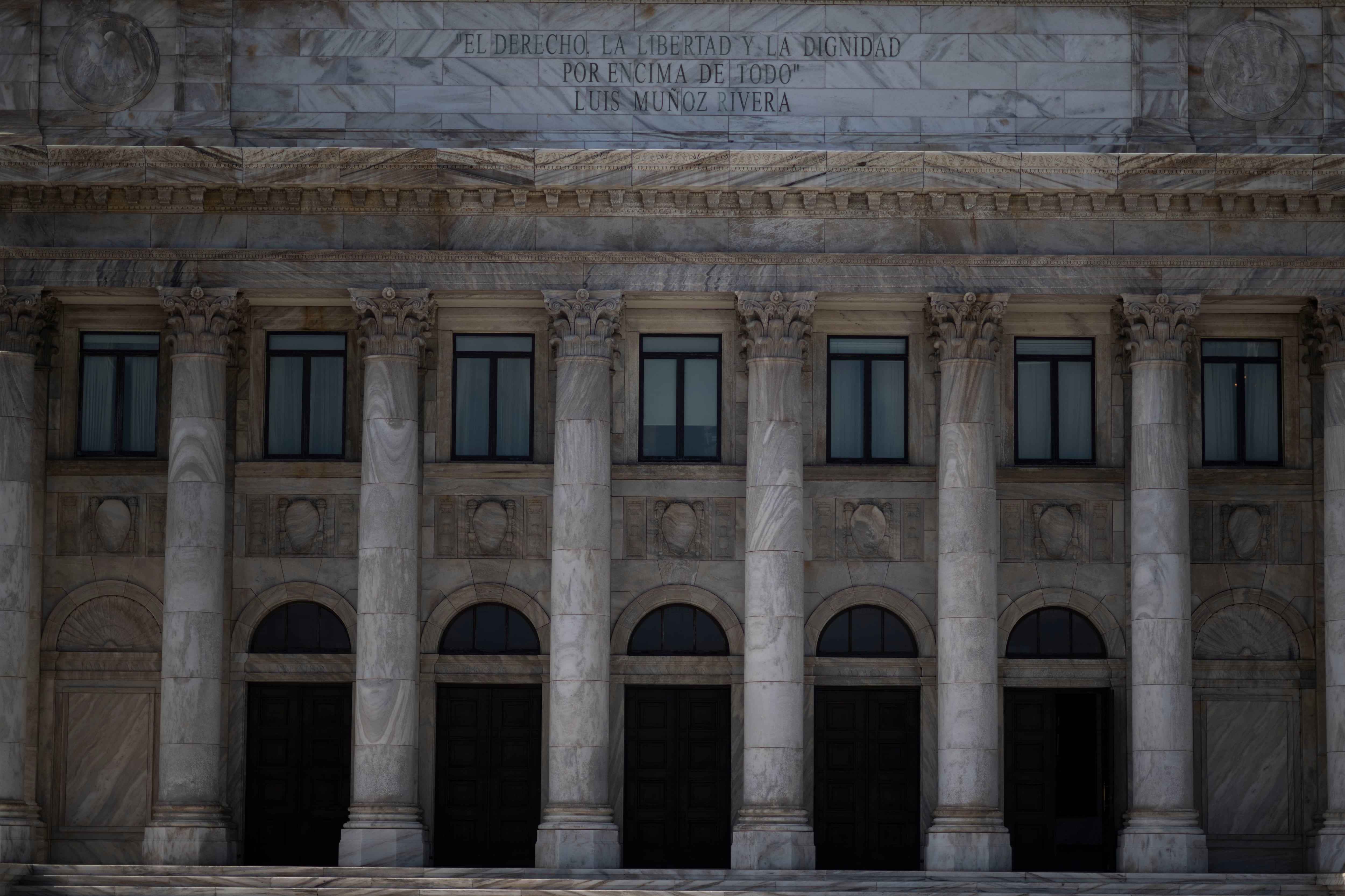 Imagen de la cobertura de: Cámara avala medida para impedir contratos a quienes admitan delitos de corrupción