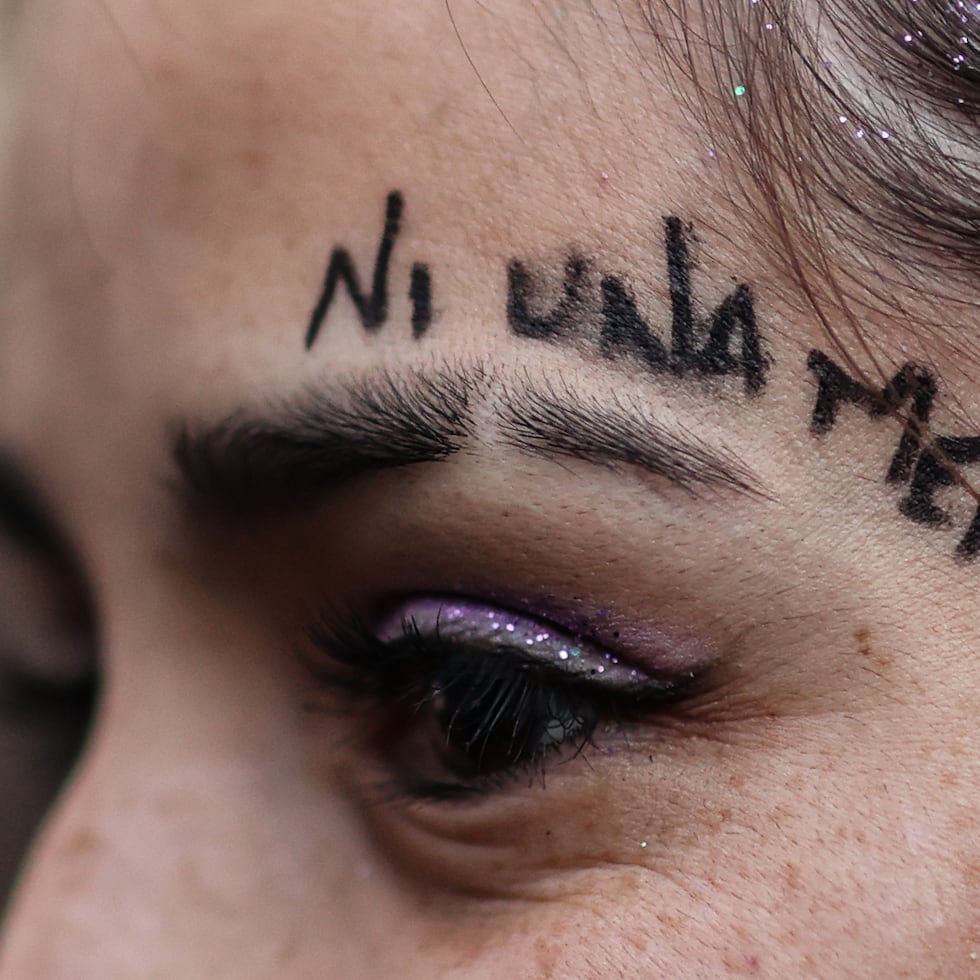 El feminicidio no está tipificado como delito específico en el Código Penal cubano y los medios estatales rara vez informan sobre estos casos.