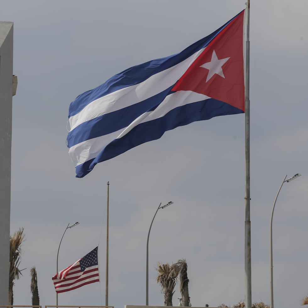 El jefe de Estado cubano criticó especialmente el acuerdo de la cumbre que “compromete” a los firmantes a “aceptar el uso letal de fuerza militar estadounidense para resolver problemas internos, el orden y tranquilidad de sus países”.