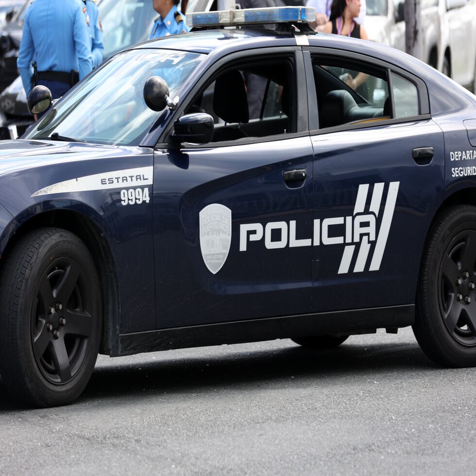 Vehículo cae por un precipicio en la PR-2 en Añasco