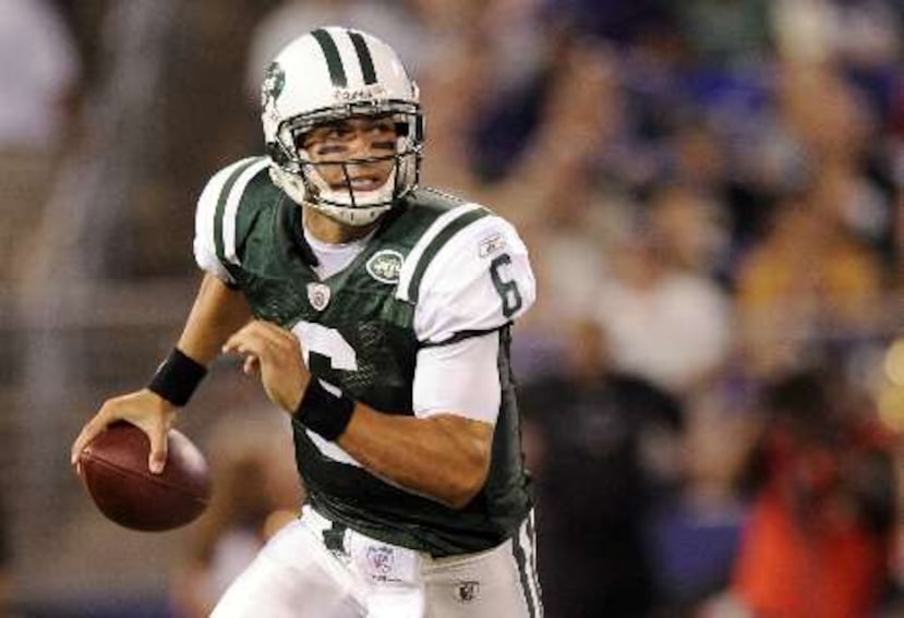La labor del quarterback Mark Sánchez ha sido una de las razones para la excelente arrancada de los Jets de Nueva York. <font color="yellow">(AP / Nick Wass)</font>