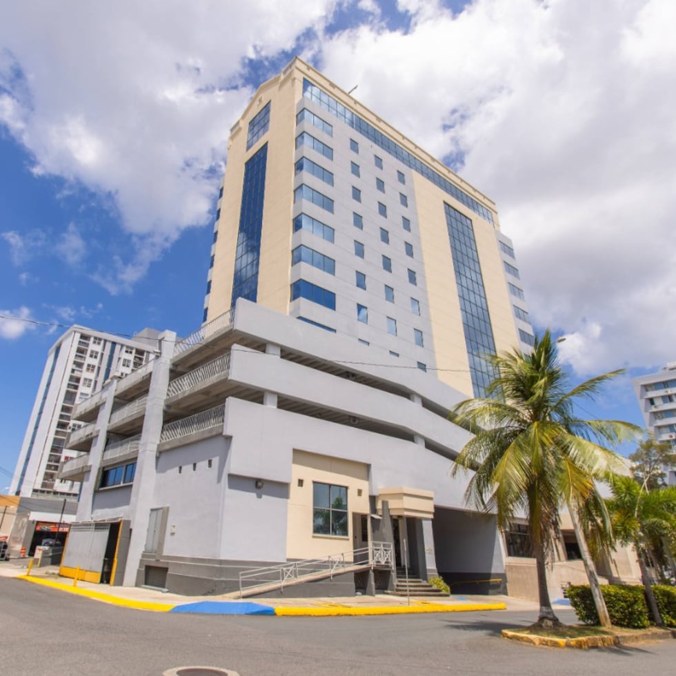 Empire Plaza vendió este edificio en la 1052 de la Muñoz Rivera a la Oficina de la Contralora de Puerto Rico por $8.3 millones.