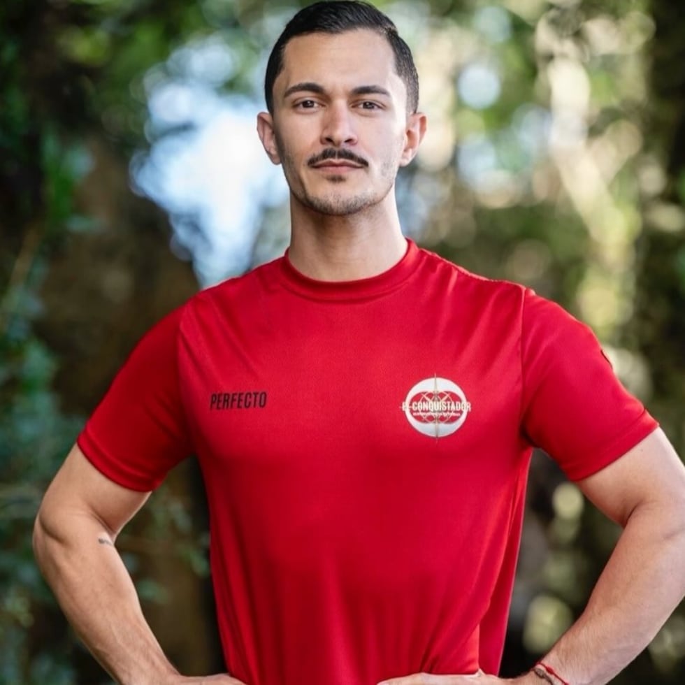 Héctor "Perfecto" Gómez pertenece al equipo "Titanes" en "El conquistador".