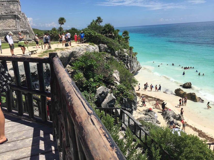 Como parte de la visita a Tulum, puedes ir a la playa aledaña. (Gregorio Mayí / Especial para GFR Media)