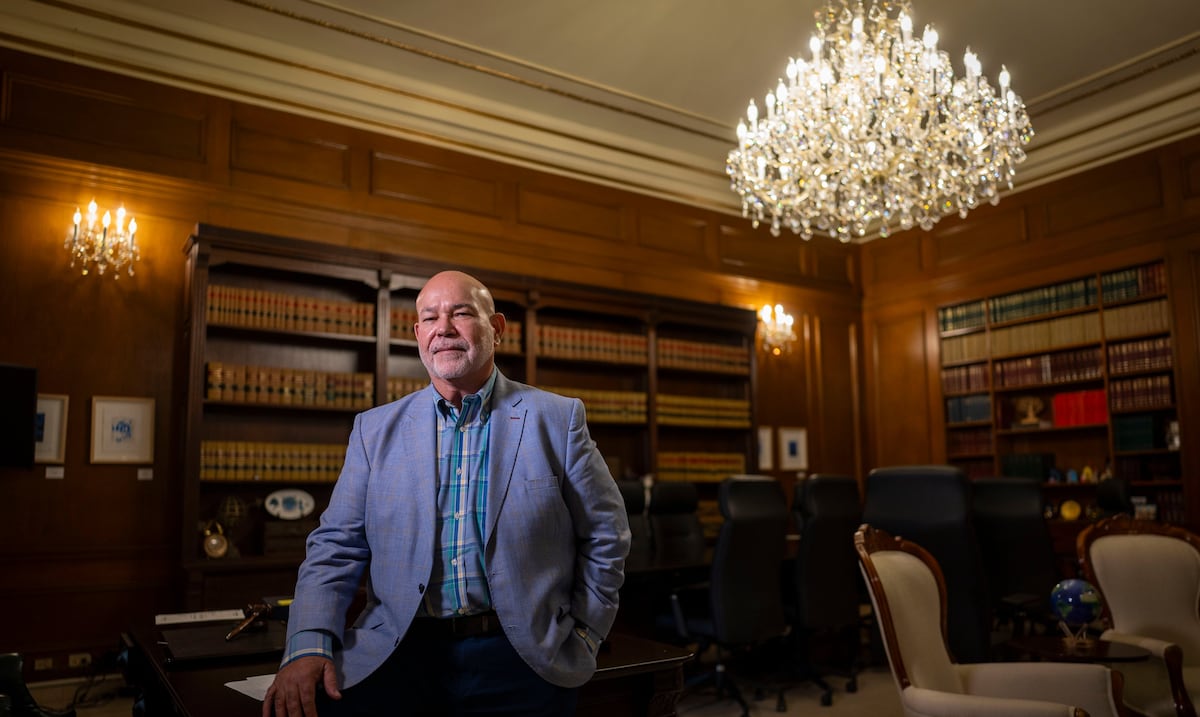 Legislatura vs. Junta de Supervisión: una década de vetos, tensiones y batallas legales