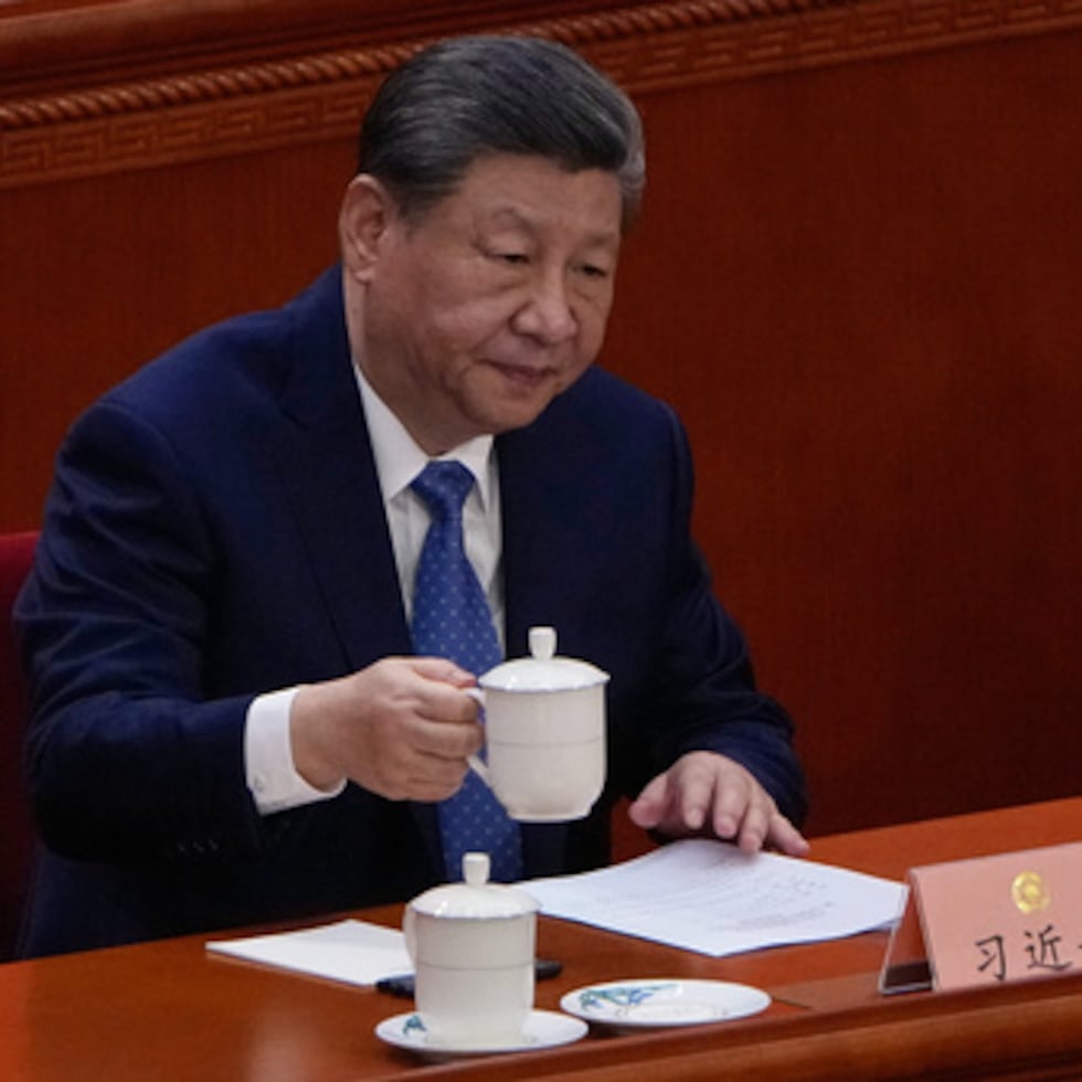 El Ministerio de Asuntos Exteriores chino del gobierno de Xi Jinping no respondió a la pregunta de si ayudaría a reabrir el estrecho.