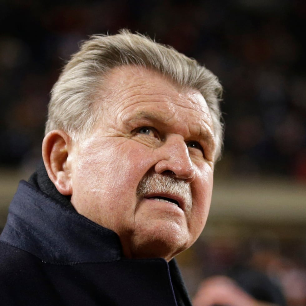 Tras retirarse como entrenador, Ditka se convirtió en restaurador, promotor publicitario y personalidad de televisión.