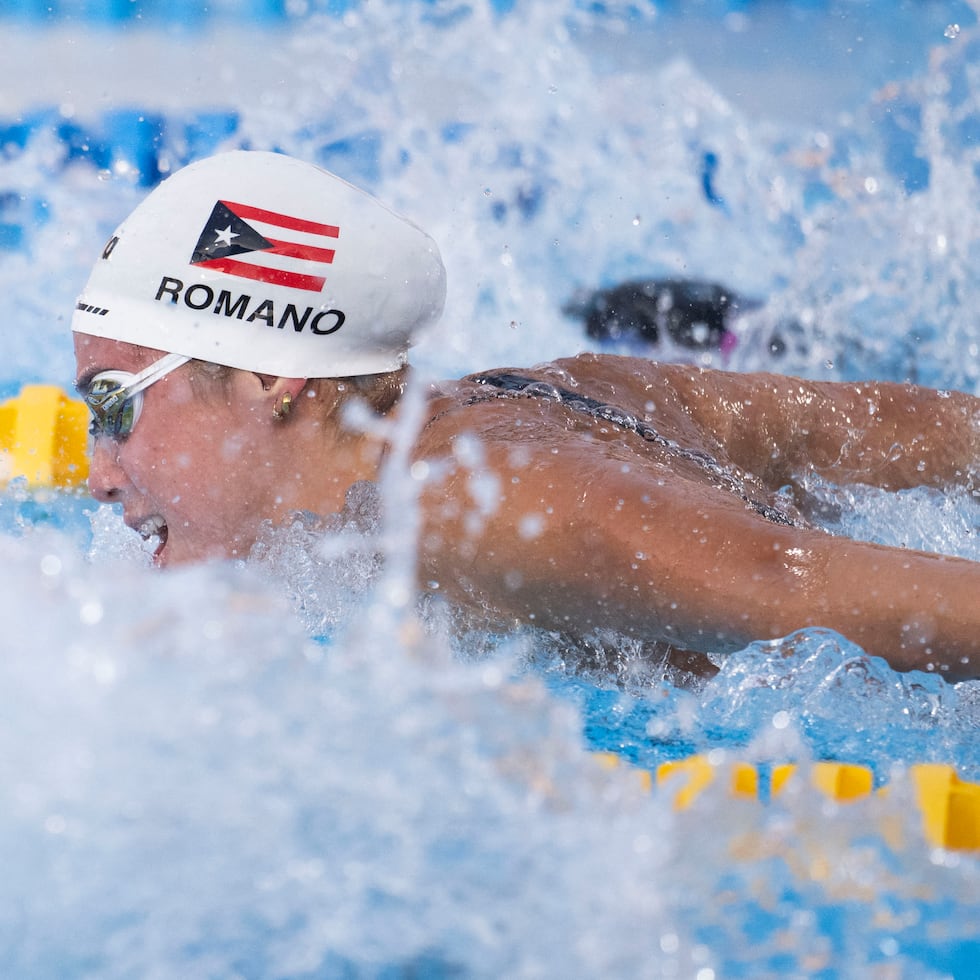 De las nueve medallas de oro de Puerto Rico en la primera semana, la nadadora Kristen Romano aportó tres de ellas.