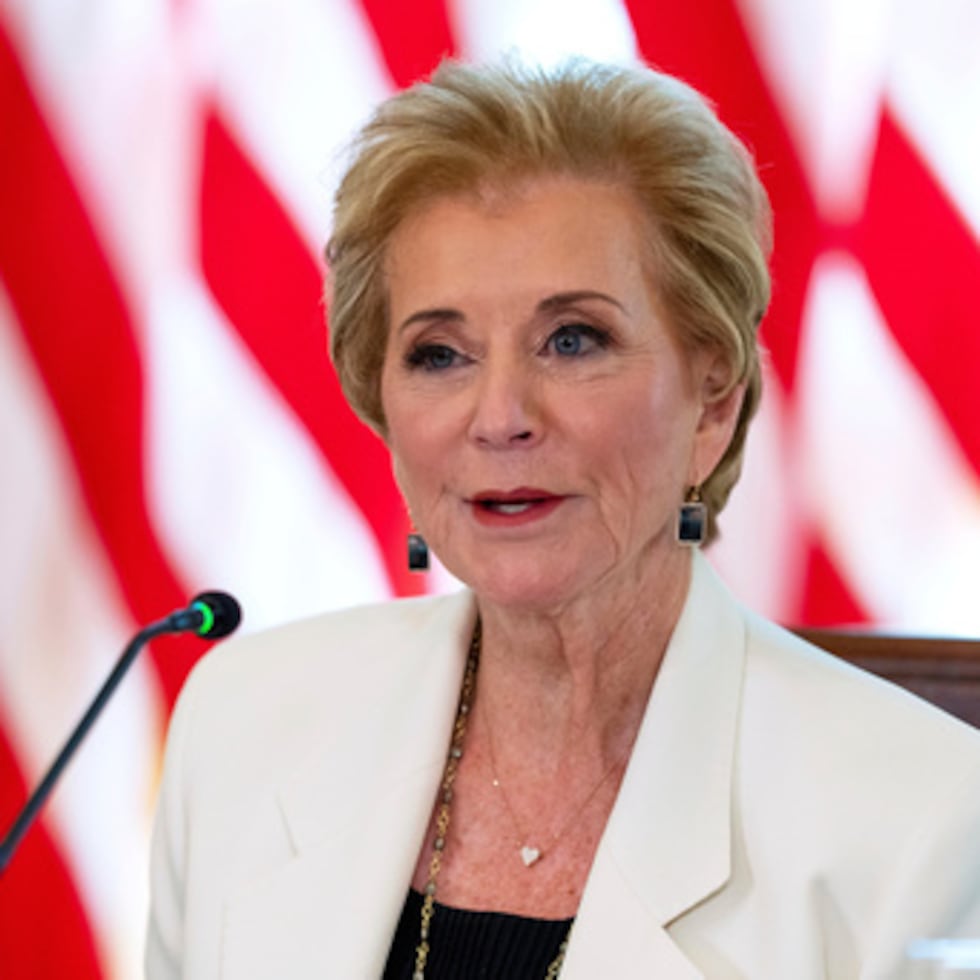 Linda McMahon, secretaria de Educación federal.