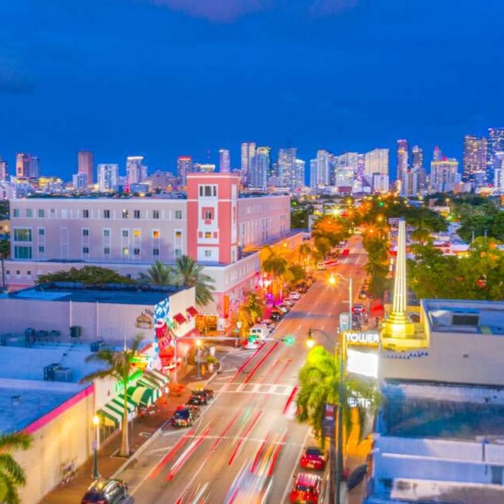 La famosa Calle 8, en Miami, es uno de los centros neurálgicos de la comunidad cubana en esta ciudad.