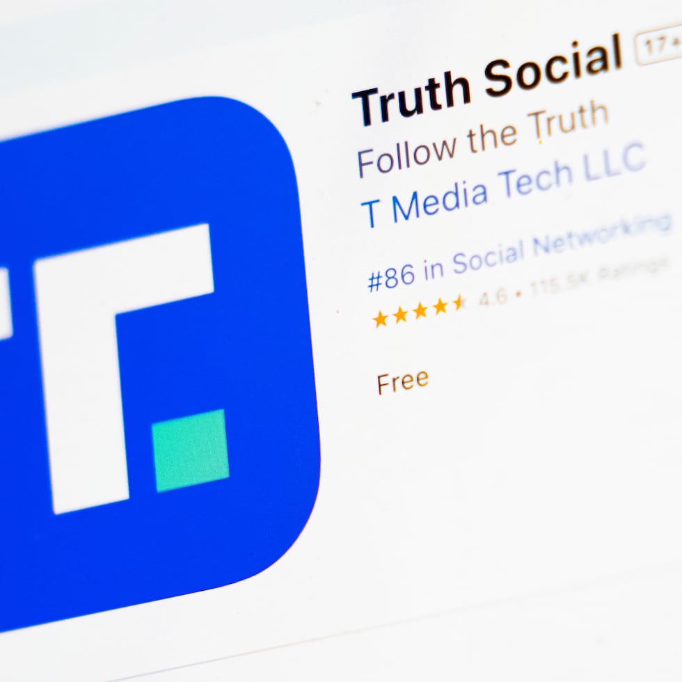 La aplicación Truth Social en una laptop, el 20 de marzo de 2024, en Nueva York.