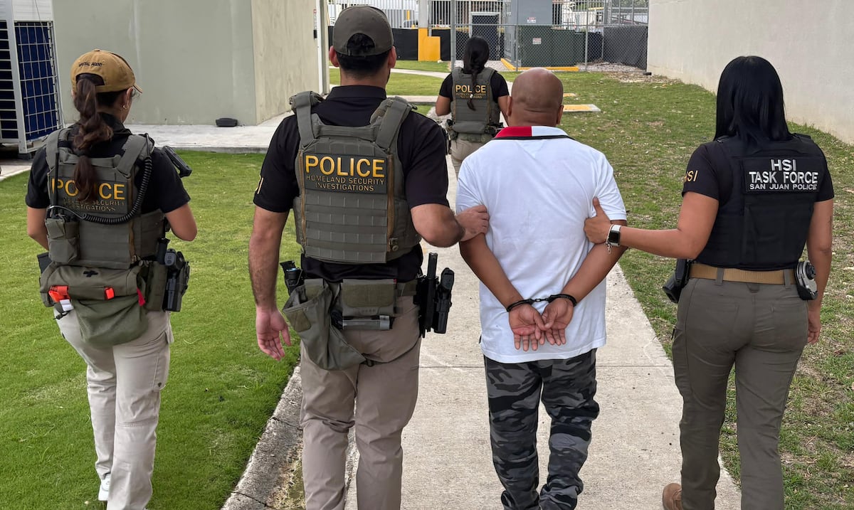 Federal agents arrested two men under charges of child exploitation in Toa Baja and Caguas