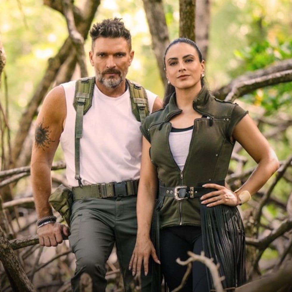 El presentador puertorriqueño Julián Gil y su esposa, Valeria Marín.