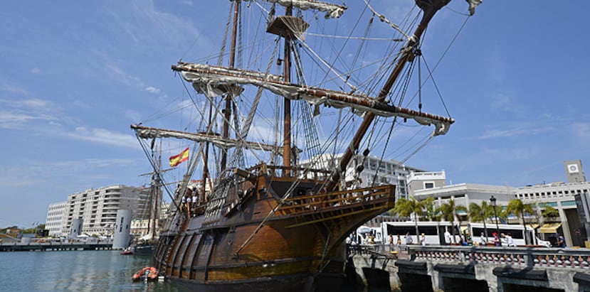 En este navío se hace todo a la antigua, o sea a mano, incluyendo lanzar el ancla que pesa sobre 900 libras y para lo cual se necesitan los brazos de ocho marineros. Después de todo, es la réplica de un galeón del Siglo XVII. (tony.zayas@gfrmedia.com)