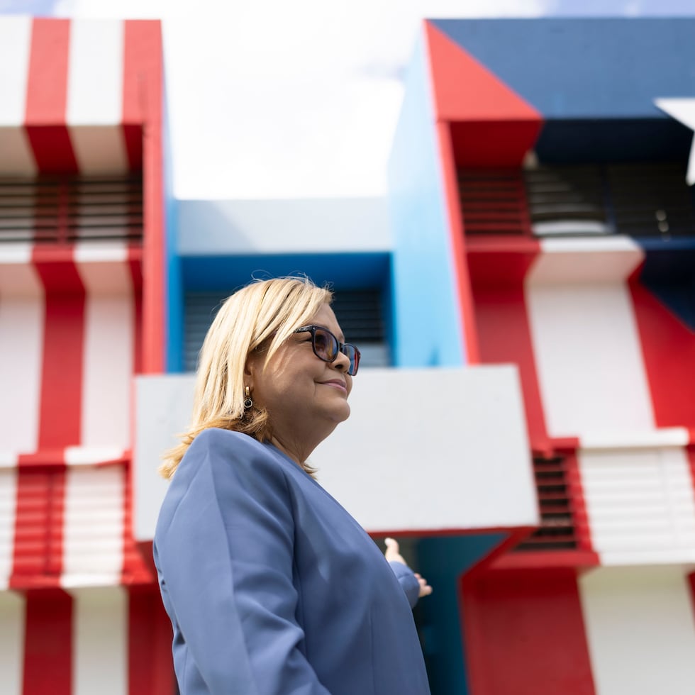 La secretaria de Corrección y Rehabilitación, Ana Escobar, recorrió el Instituto Educativo, en el complejo correccional 308, en Bayamón, luego de evaluar su paso por la institución, a poco más de un mes de dejar la jefatura.