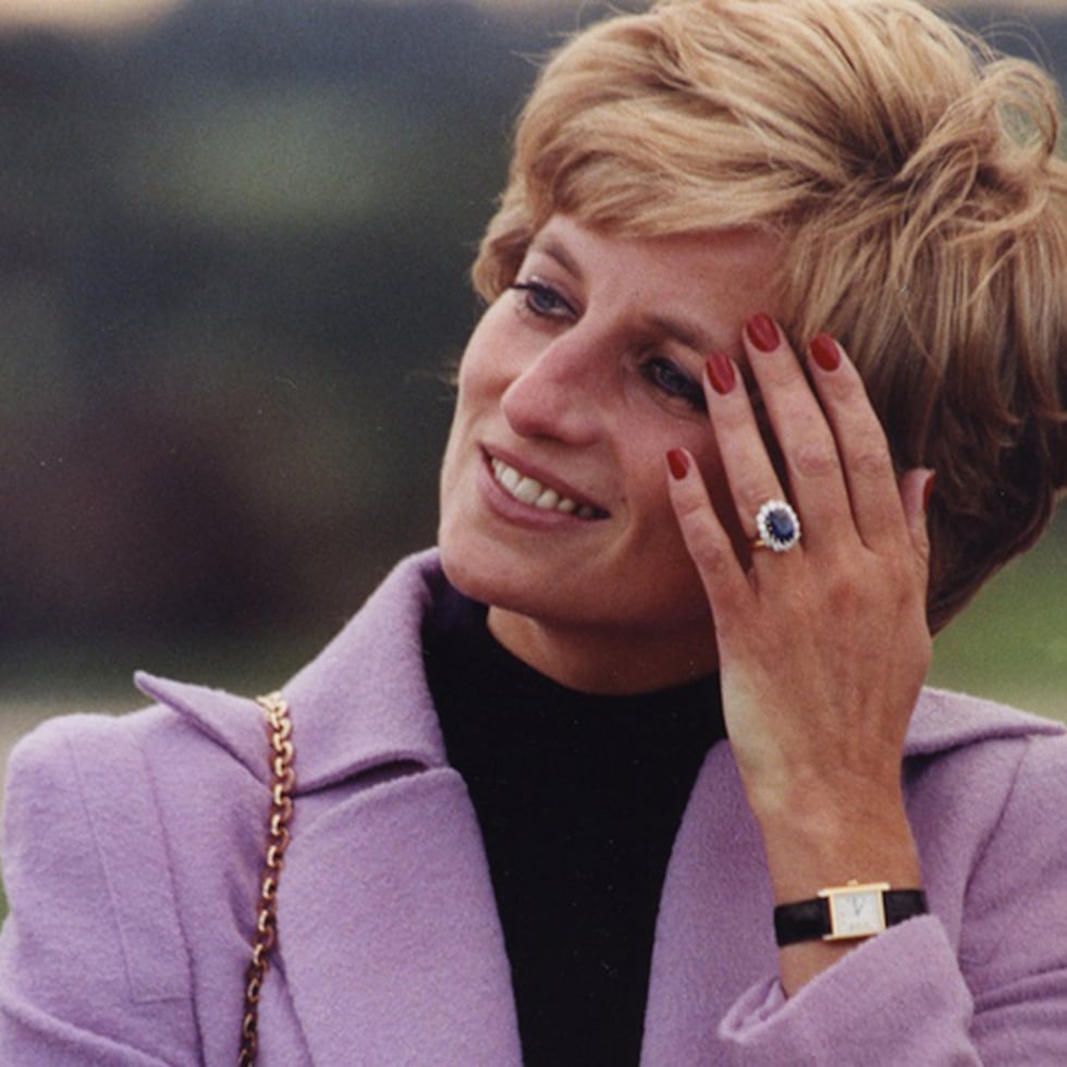 La cápsula fue enterrada cuando se colocó la primera piedra de uno de los edificios del hospital del que Lady Di fue presidenta de honor.