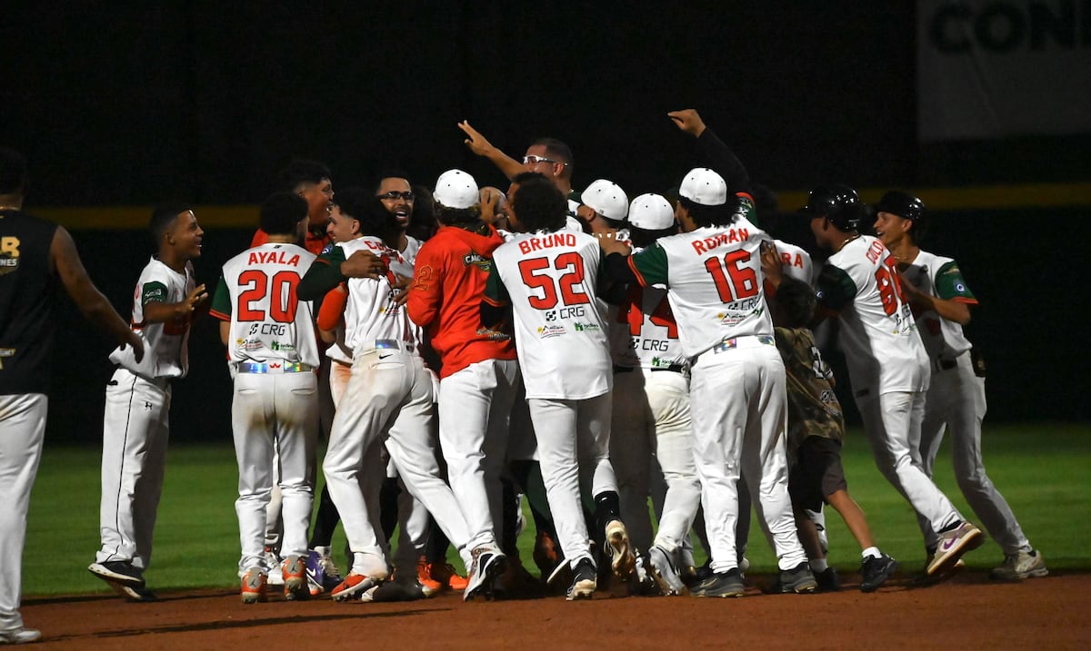 Comerío abre ganando la final del Béisbol Doble A ante Yabucoa en 11 entradas