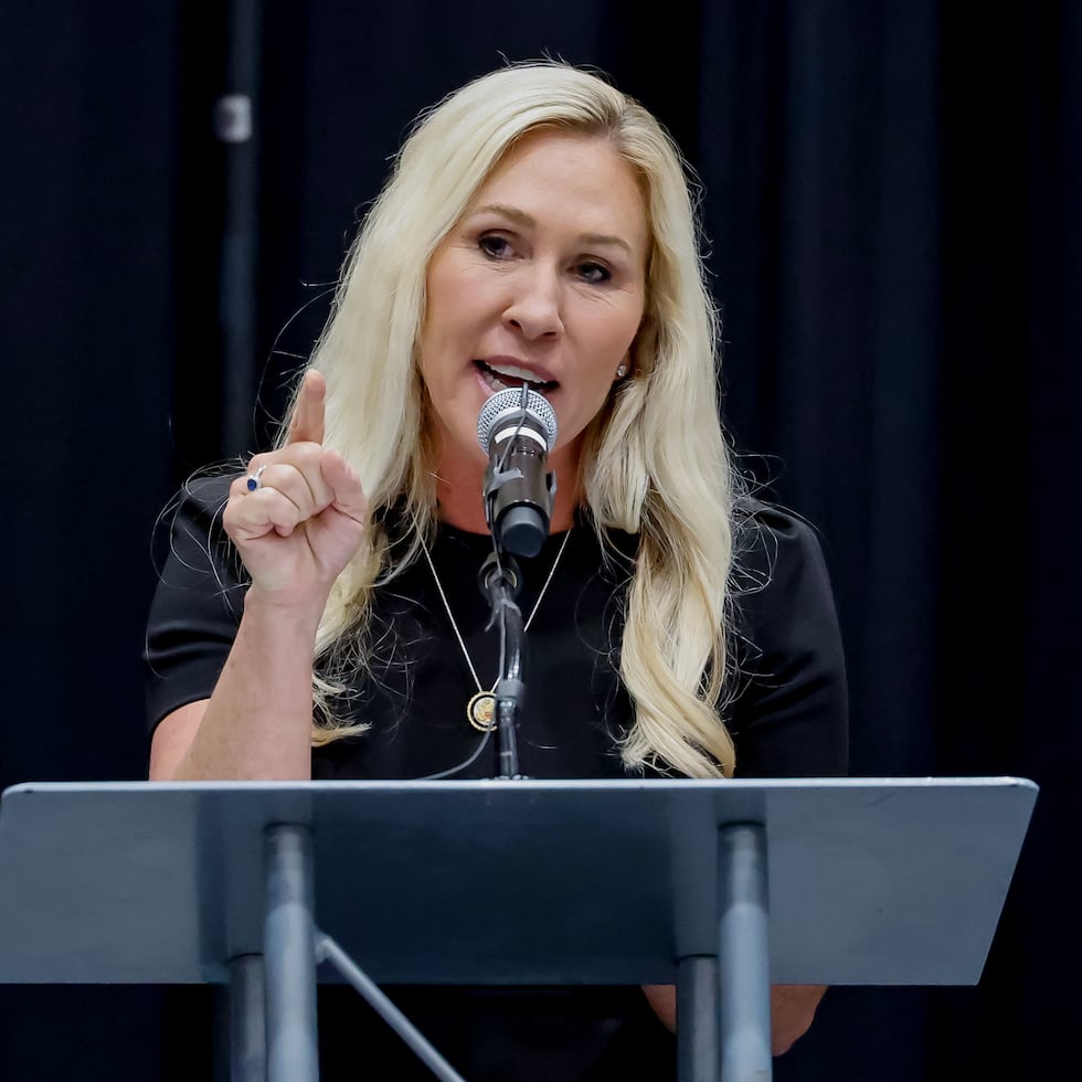 La congresista, una de las mayores voces en el Congreso del movimiento trumpista MAGA (‘Make America Great Again’), ha chocado con el presidente por los bombardeos en Irán, el envío de armas para Ucrania, el apoyo financiero a Argentina y porque ella pide divulgar los documentos de Epstein, antiguo amigo de Trump.