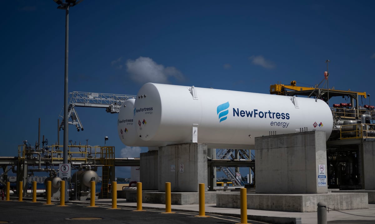 Jenniffer González ordena demandar a subsidiaria de New Fortress Energy para activar suministro alterno de gas natural