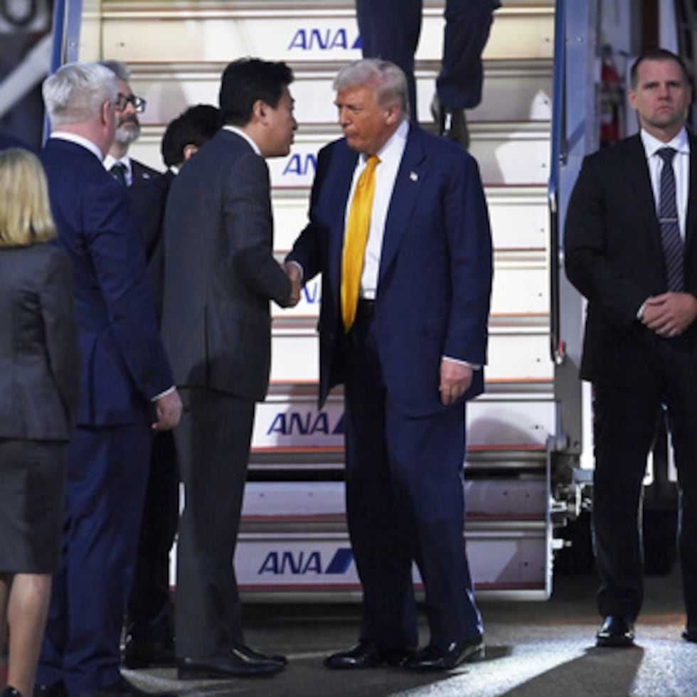 Trump se mostró inmediatamente interesado en la idea de las camionetas Ford mientras viajaba a bordo del Air Force One.