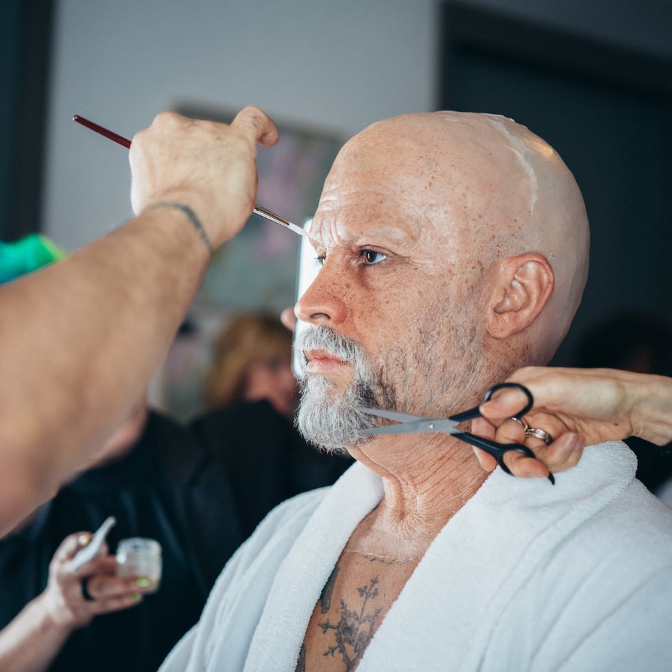 La idea de envejecer surgió de la exposición del Costume Institute de este año, The Aging Body, curada por Andrew Bolton.