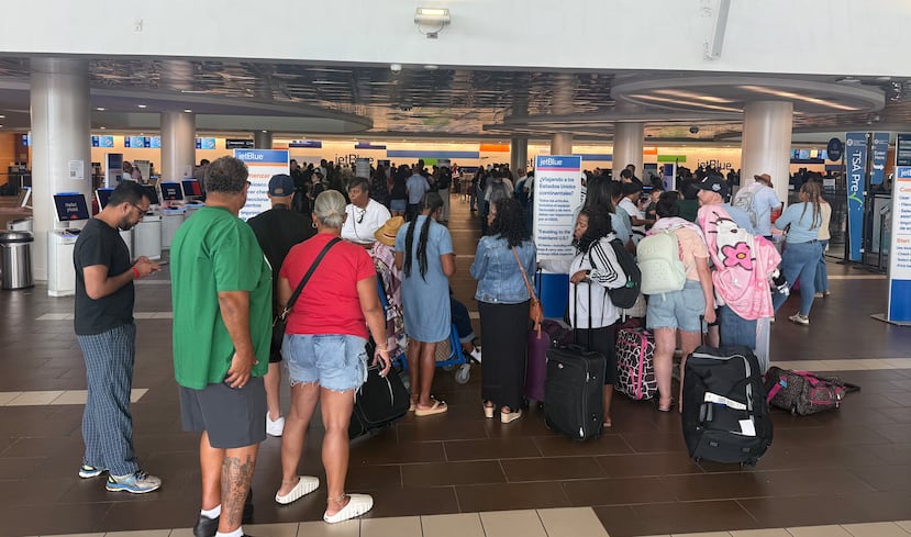 Terminal de JetBlue en la mañana de este lunes, 20 de julio.