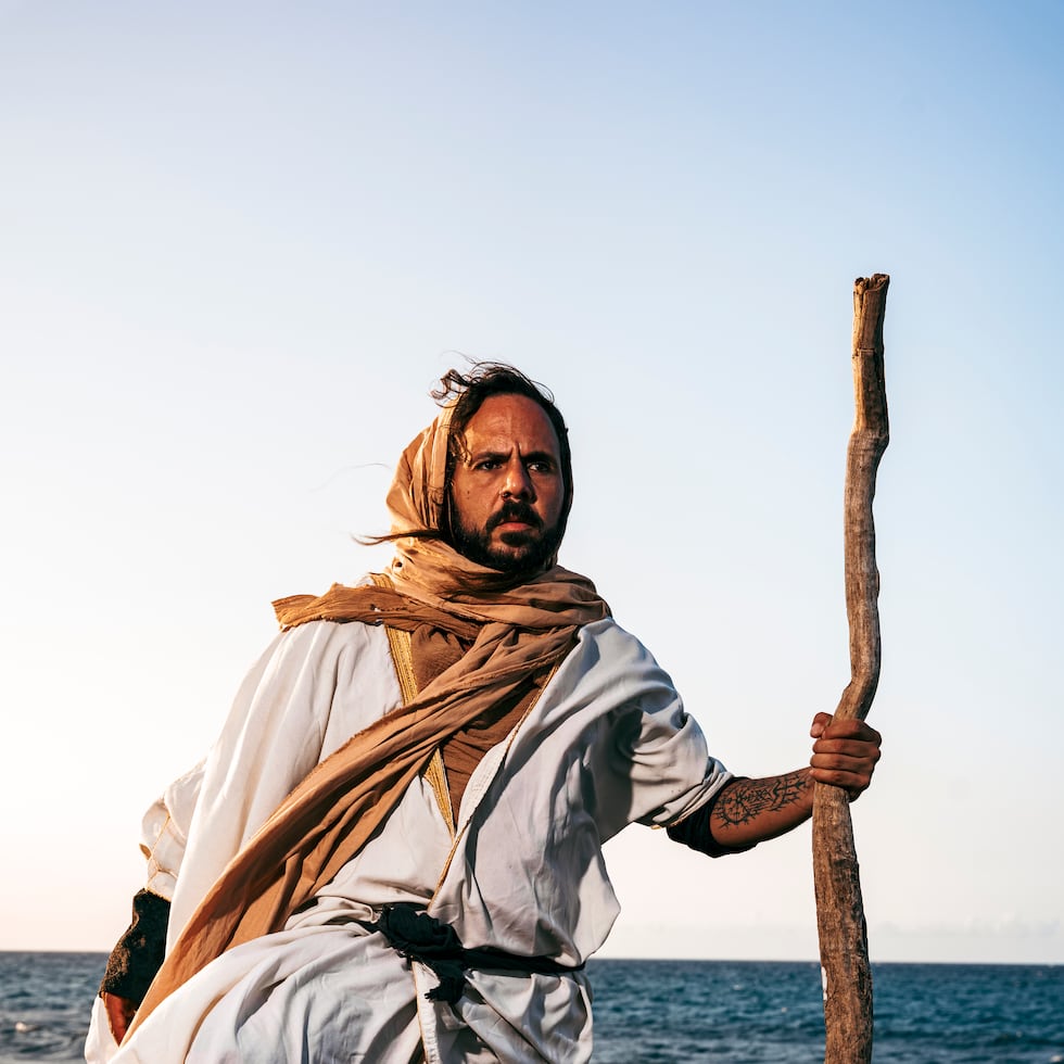 Karlos Khalil en el personaje de Moisés.