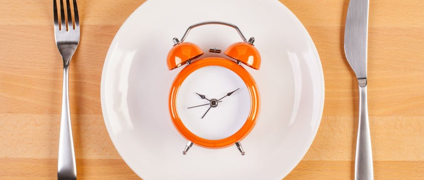 Dado que el cuerpo es un reloj, su procesamiento de los alimentos necesariamente es diferente a distintas horas. (Shutterstock)