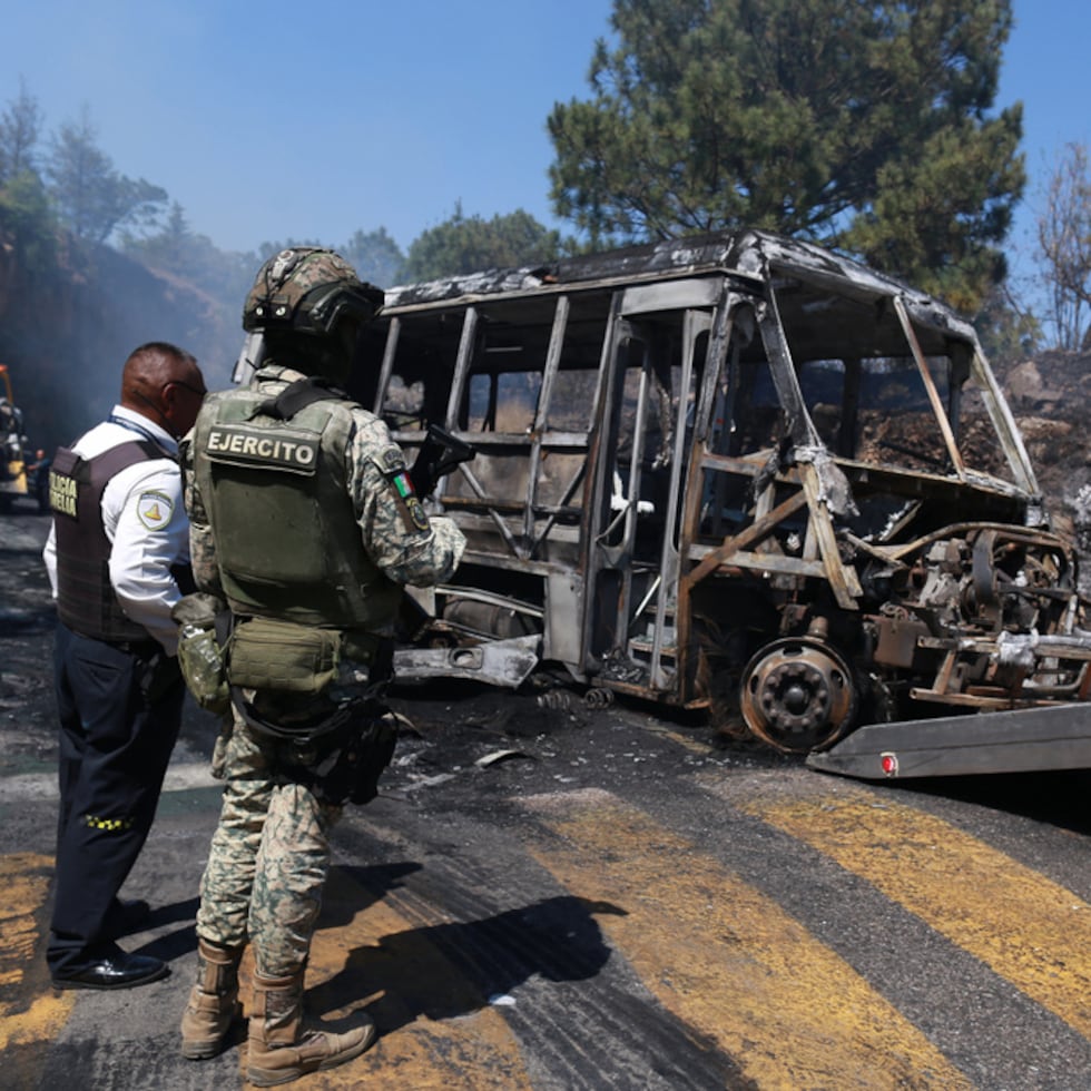 La ciudad, de cinco millones de habitantes, anunció la suspensión de las clases presenciales de educación básica y superior para este lunes, según comunicados de la Secretaría de Educación y la Universidad de Guadalajara.