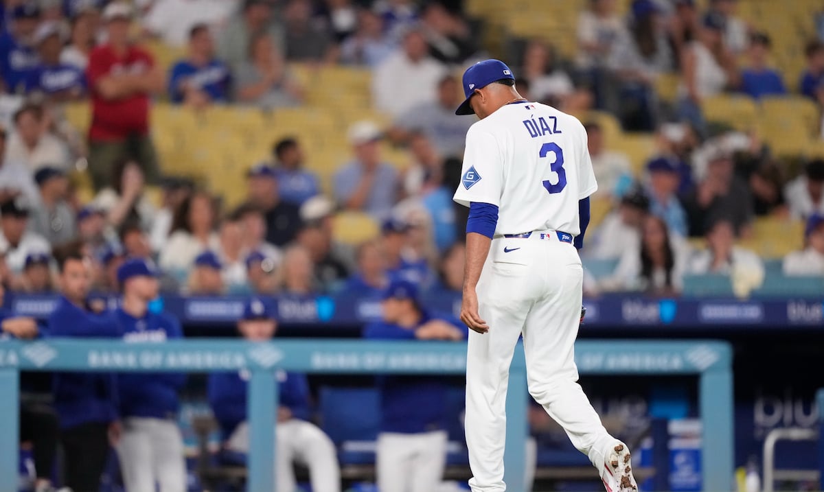 Edwin Díaz desperdicia otro rescate y el dirigente de los Dodgers expresa molestia con el bullpen