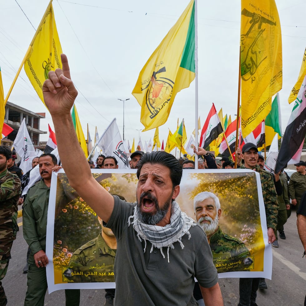 Las declaraciones iraníes se dieron luego de que Trump publicara en su red Truth Social “¿Recuerdan cuando le di a Irán diez días para llegar a un acuerdo o abrir el estrecho de Ormuz? Se acaba el tiempo: quedan 48 horas para que se desate el infierno sobre ellos. ¡Gloria a Dios!”.