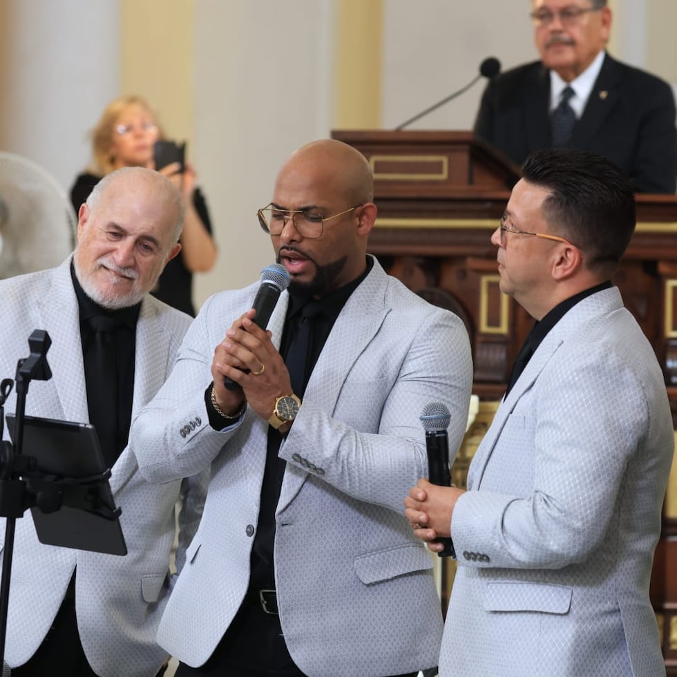 Las exequias fúnebres se llevan a cabo en la catedral del Viejo San Juan.