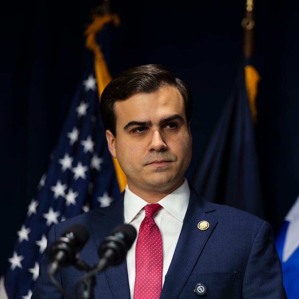 El comisionado Pablo José Hernández no asistió al mensaje de la gobernadora, por haber sesión del Congreso.