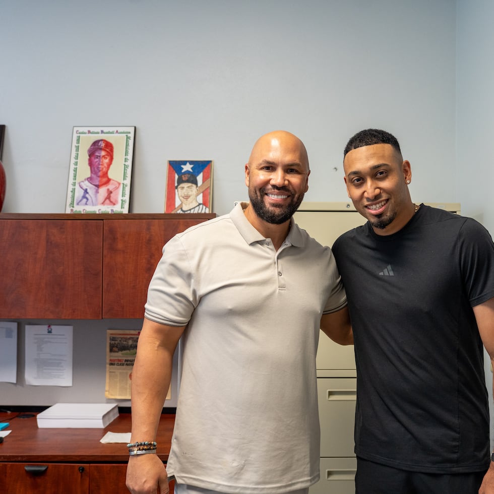 Carlos Beltrán recibió a Edwin Díaz en su academia en el municipio de Florida el mes pasado.