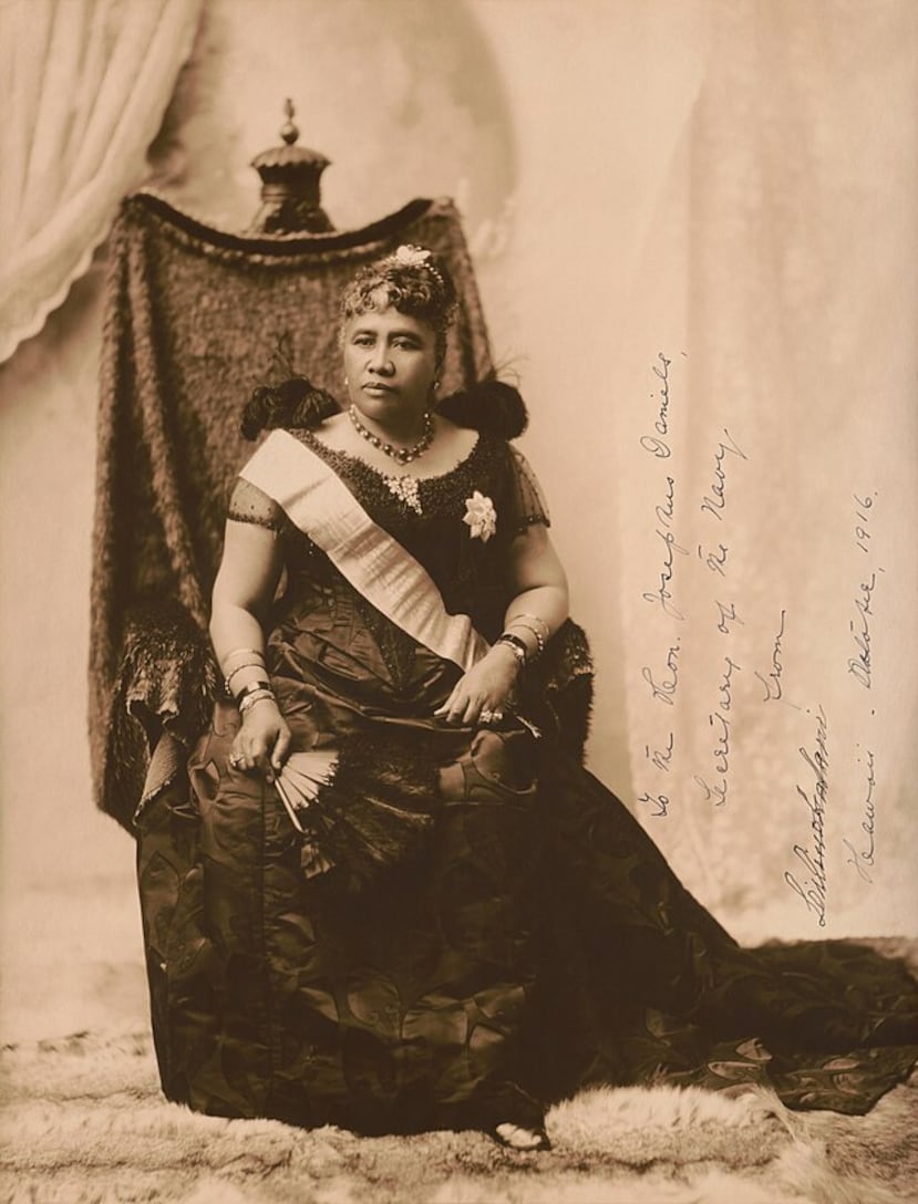 Fotografía firmada de Liliuokalani en 1891, el último soberano del reino hawaiano.