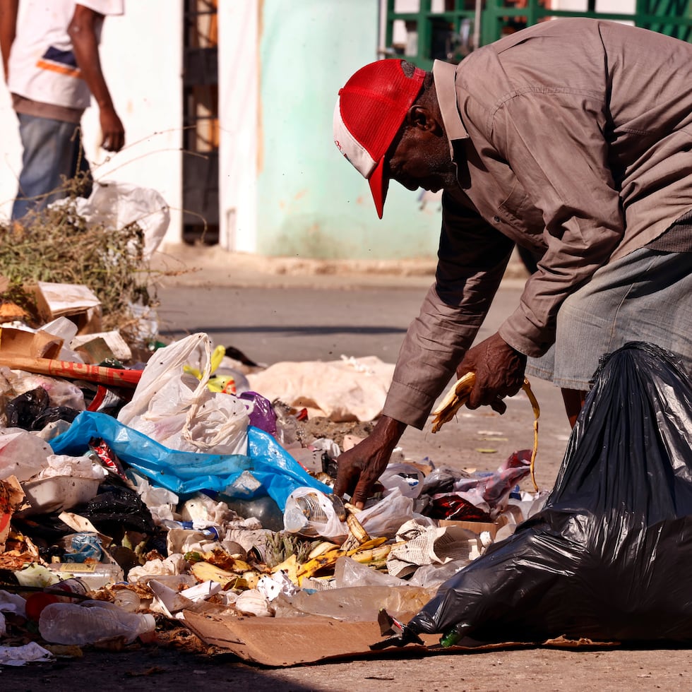 Hace tres meses el gobierno cubano anunció por lo alto una cruzada para acabar con las montañas de basura.