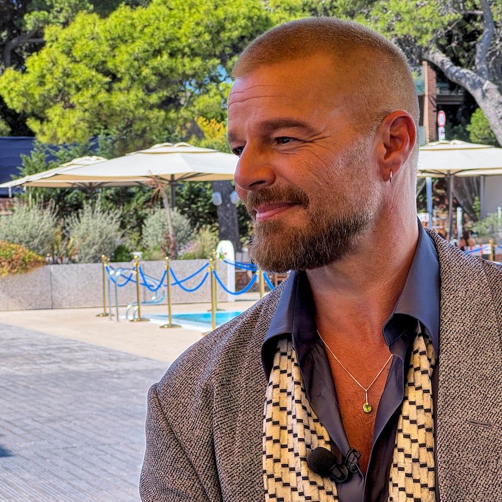 El cantante puertorriqueño Ricky Martin no está anunciado en la vuelta a los escenarios de la mítica banda Menudo con motivo de su 50 aniversario, pero no descarta del todo su presencia en la gira de la que fue para él su "mejor escuela". (Daniel Cáceres)
