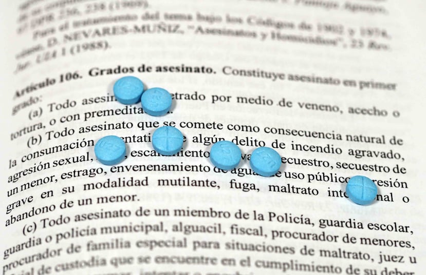 Algunos de los efectos del Adderall incluyen náuseas, mareos, dolor de estómago y de cabeza y pérdida del apetito.