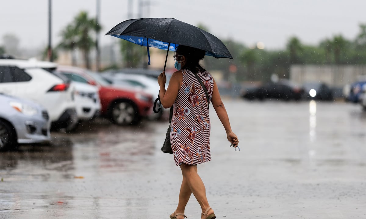 SNM emite advertencia de calor para PR con índices sobre 100°F y alerta de inundaciones