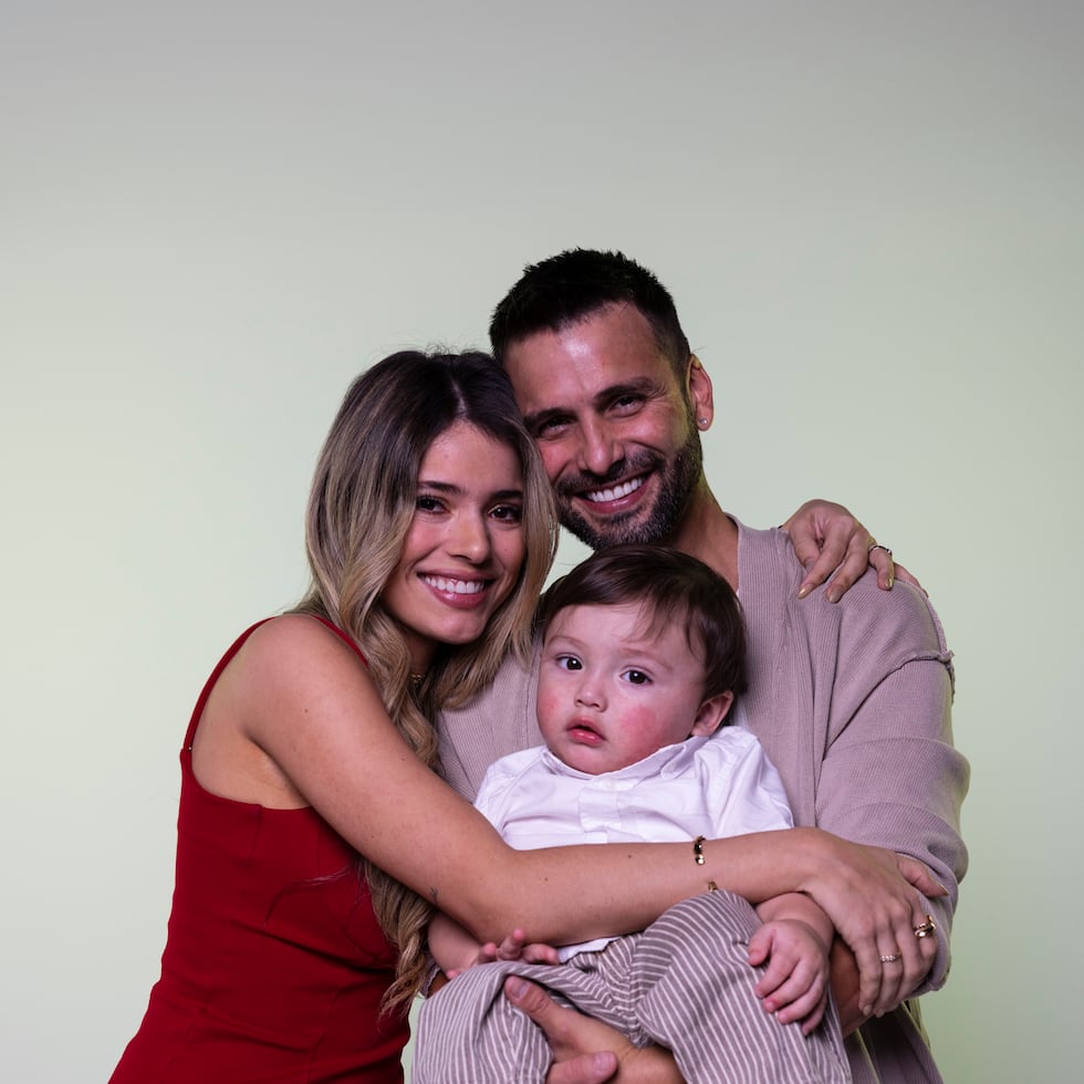 El cantante está muy feliz de poder celebrar la Navidad con su familia.