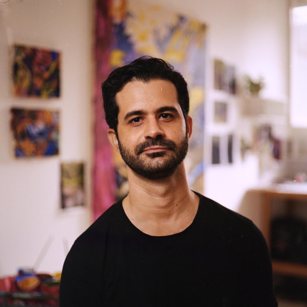 Hace tres años, el artista Jun Martínez lleva radicado en Londres, donde se graduó en el Royal College of Art.