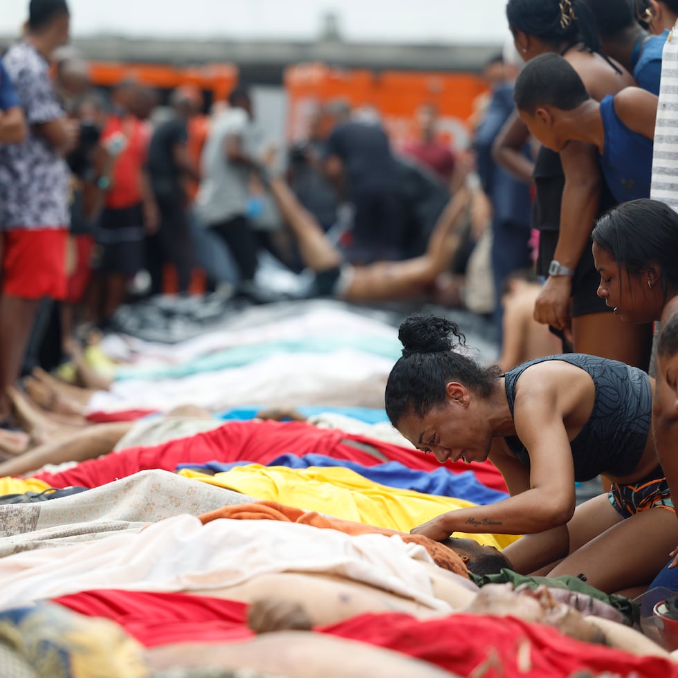 La cifra oficial de fallecidos, 119, choca con las de la Defensoría Pública, que la eleva a 132, y con el recuento que hicieron los periodistas en el lugar de los hechos, que también constataron un número más elevado de muertos.